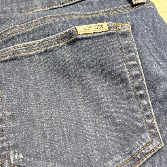 Joe's Jeans Women's Curvy Skinny Ankle Denim - Picture 5 of 7